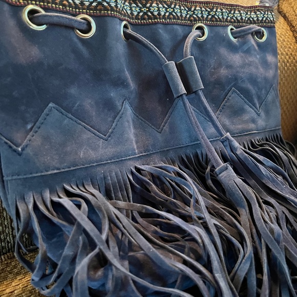 Western fringe drawstring bucket bag free gift with purchase! - Picture 2 of 4